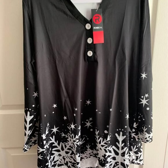 Ladies size Large Black & white Holiday shirt - Picture 3 of 10